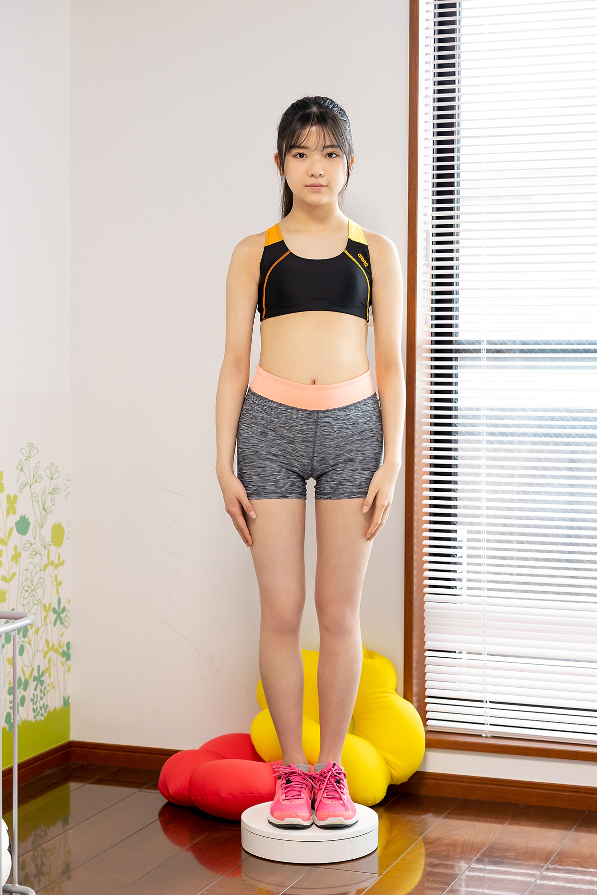 g_imaizumi_m02_001.jpg